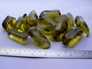 Gold green Quartz